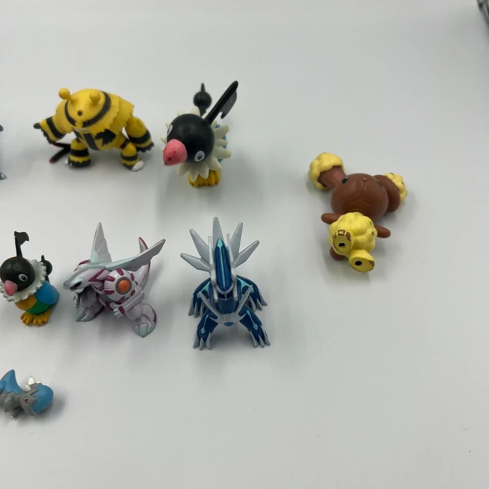 TOMY Pokemon Nintendo Mini Action Figure Lot of 13 Toy Set‎